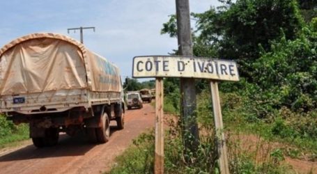 L’autre esclave cravaté de la France Alassane Ouattara n’a pas fermé ses frontières…