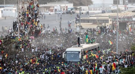 Des foules extatiques ont accueillis les LIONS du Sénégal, vainqueur de la CAN, à Dakar