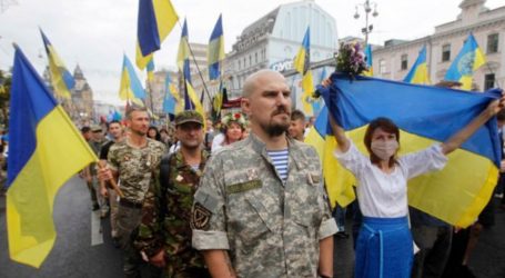 Selon l’agence des Nations Unies pour les réfugiés, près de 120 000 Ukrainiens ont fui le pays